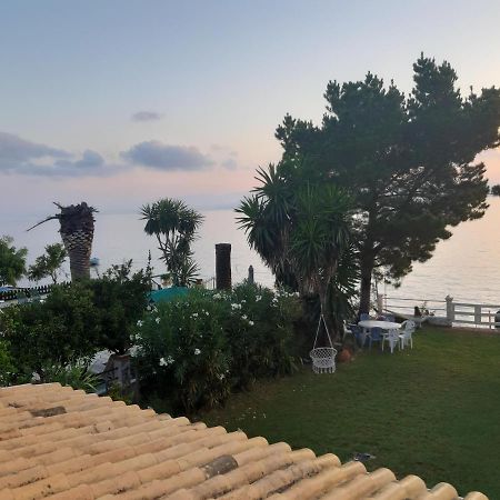 Villa By The Sea - Βίλα Πάνω Στη Θάλασσα Kavos Ngoại thất bức ảnh