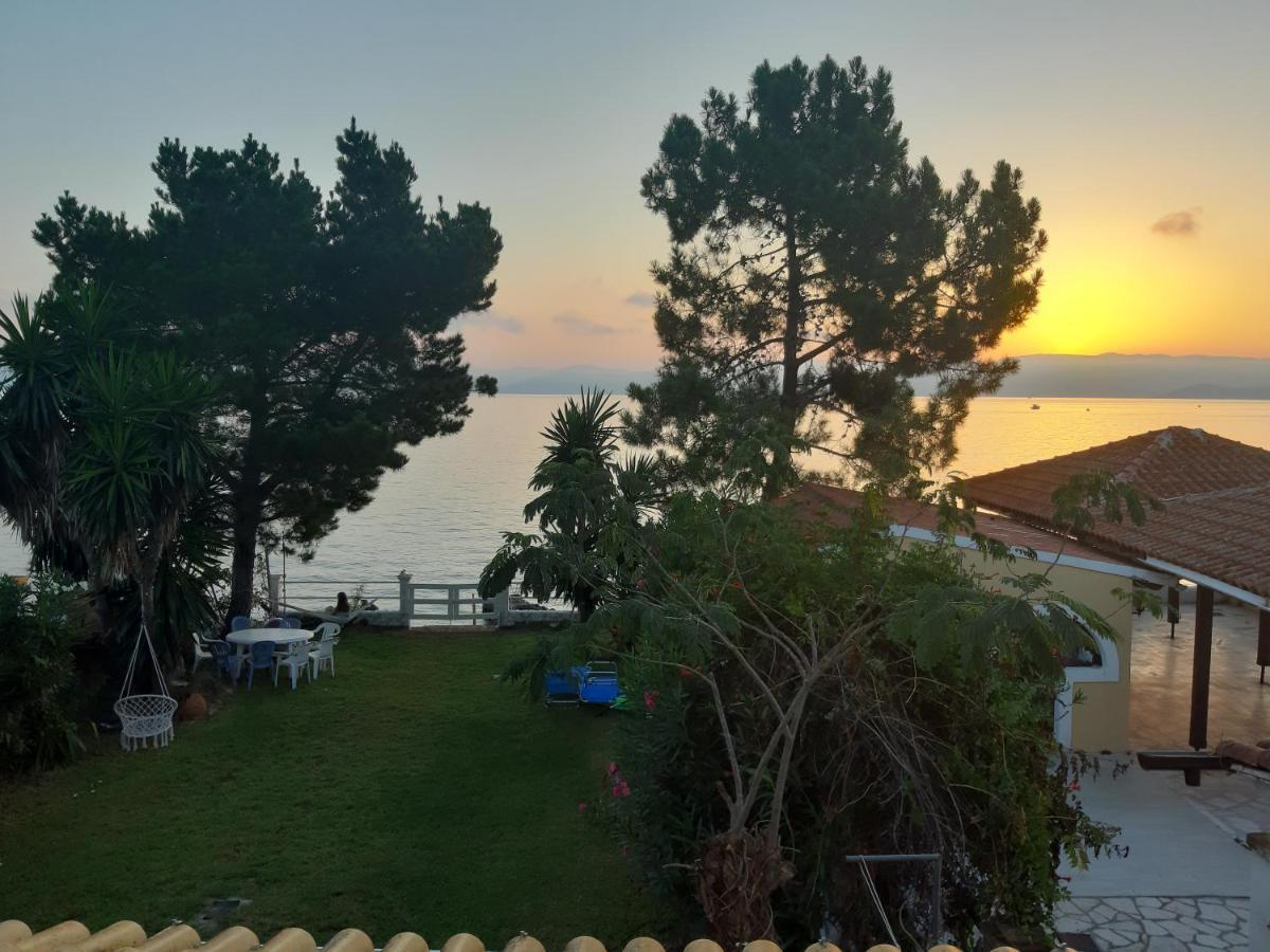 Villa By The Sea - Βίλα Πάνω Στη Θάλασσα Kavos Ngoại thất bức ảnh