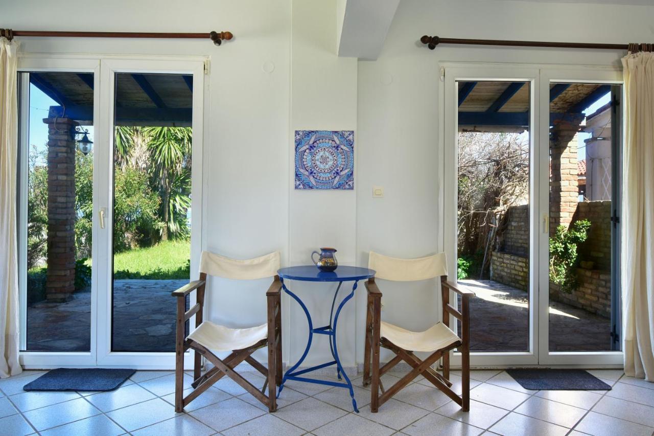 Villa By The Sea - Βίλα Πάνω Στη Θάλασσα Kavos Ngoại thất bức ảnh