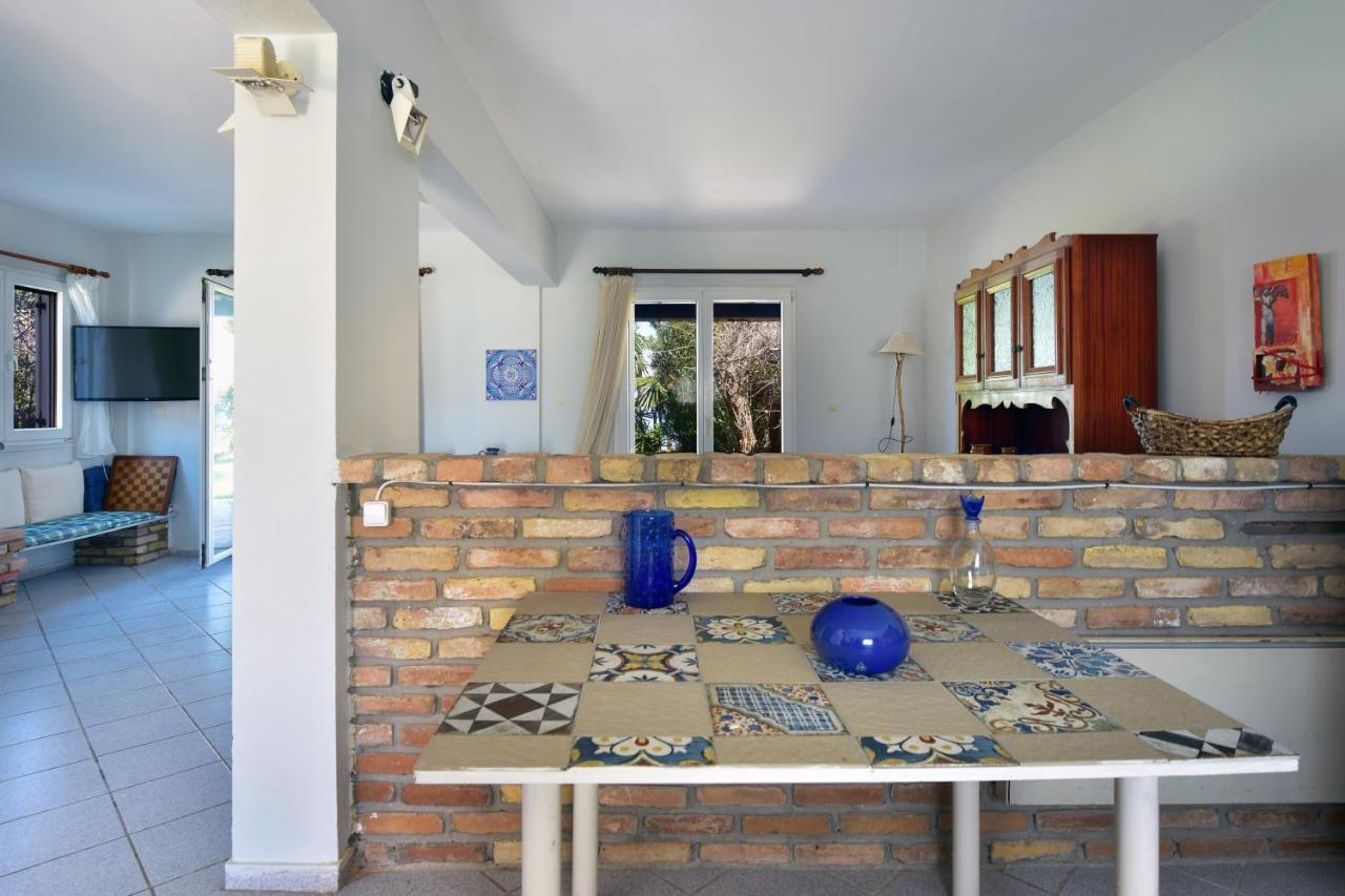 Villa By The Sea - Βίλα Πάνω Στη Θάλασσα Kavos Ngoại thất bức ảnh